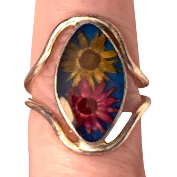 6 Womens Rings Gold and Silver Tones No Precious Metals or Stones Sizes 7 to 11 - Picture 12 of 16